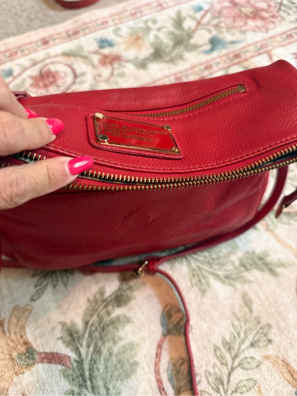 Marc by Marc Jacobs Red Leather Pebbled Crossbody with Gold Hardware - Picture 11 of 15